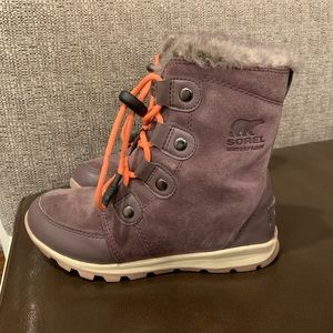 Sorel Explorer boots